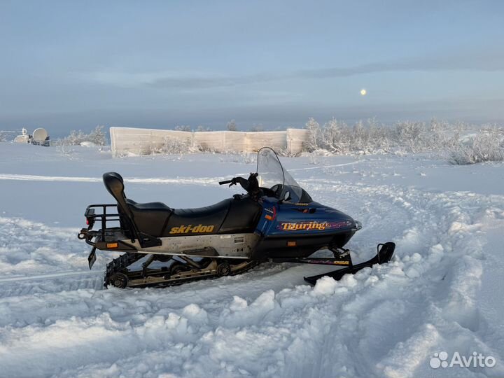 BRP SKi-doo Touring E