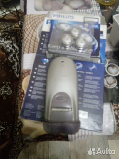 Электробритва Philips HQ 468