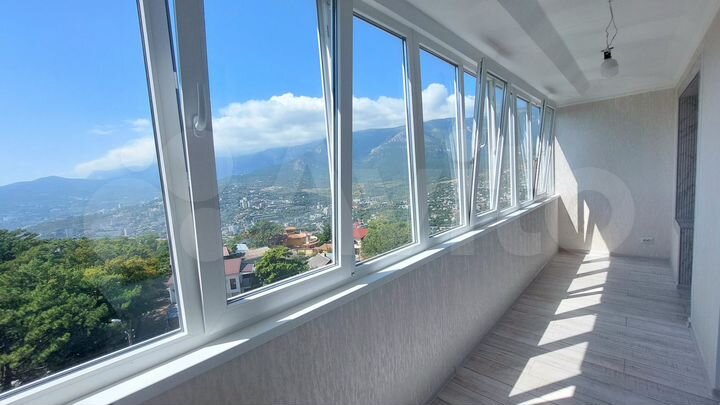 2-к. квартира, 61 м², 7/12 эт.