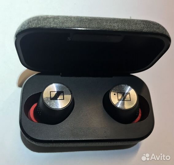 Momentum True Wireless 2