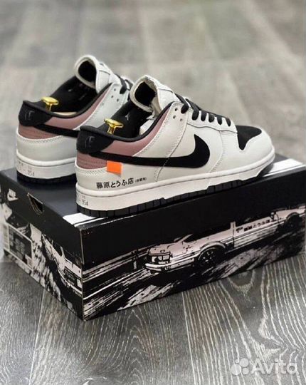 Кроссовки Nike SB Dunk Low x Toyota AE86 Initial