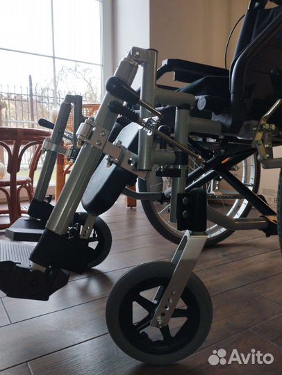 Инвалидная коляска ortonica (новая)