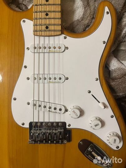 Fender Stratocaster Standart (реплика)