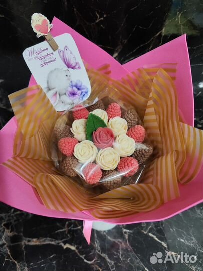 Букет из шоколадных роз, шоколад ручной работы