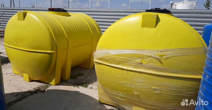 Ёмкость / бочка пластиковая