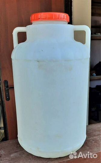 Бытовая фляга (полиэтиленовая) 20 литров