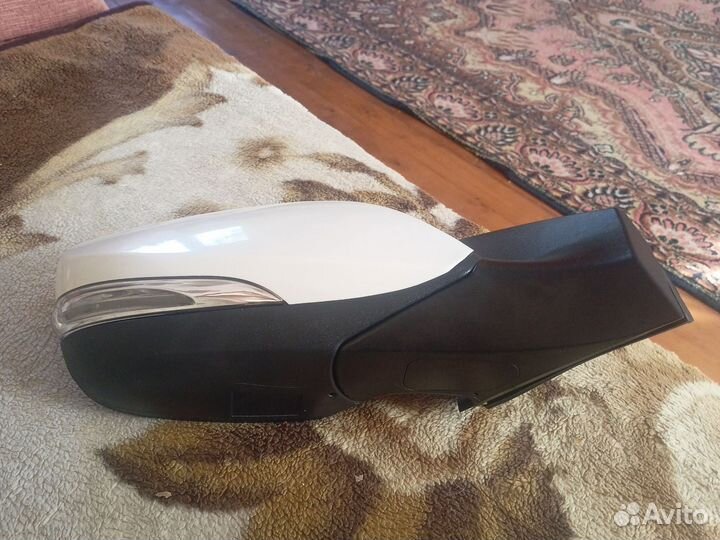 Зеркало правое Hyundai Хендай Elantra Элентра