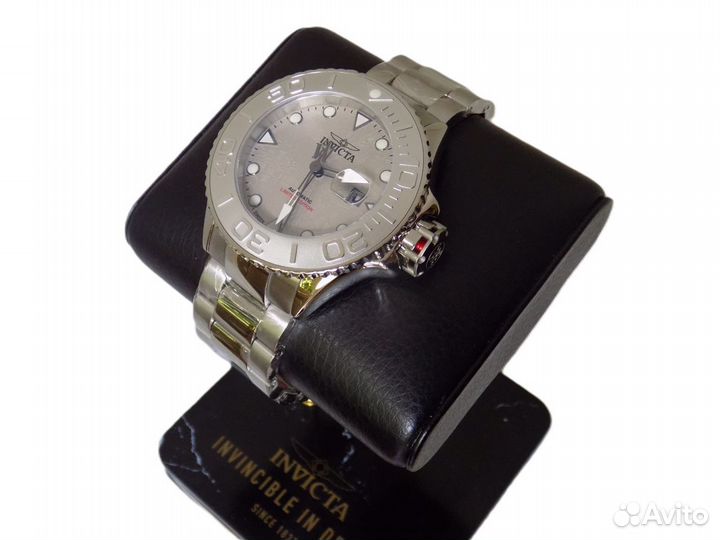 Invicta 47192 Masterpiece Swiss Automatic