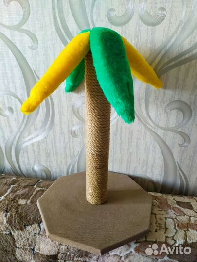 Когтеточка 55см.высота. новая