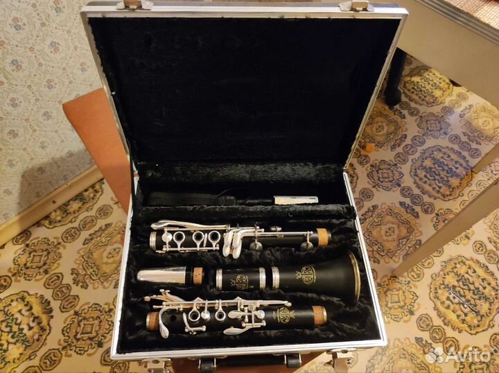 Кларнет Amati Kraslice ACL 211