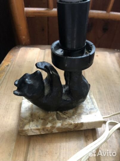 Лампа настольная