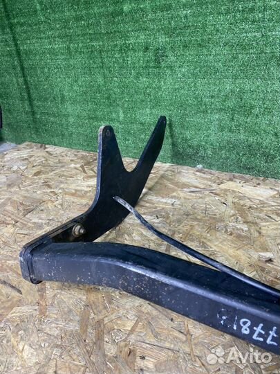 Сцепное устройство (фаркоп ) Dacia Logan