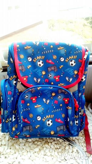 Ранец школьный новый, 2 шт