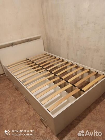 Кровать полуторка