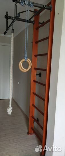 Шведская стенка с турником