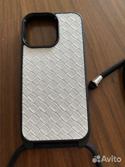 Чехол iPhone 13prо в стиле Bottega Veneta на шнурк