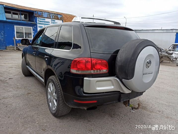 Натяжитель ремня Volkswagen Touareg 2004 077109479