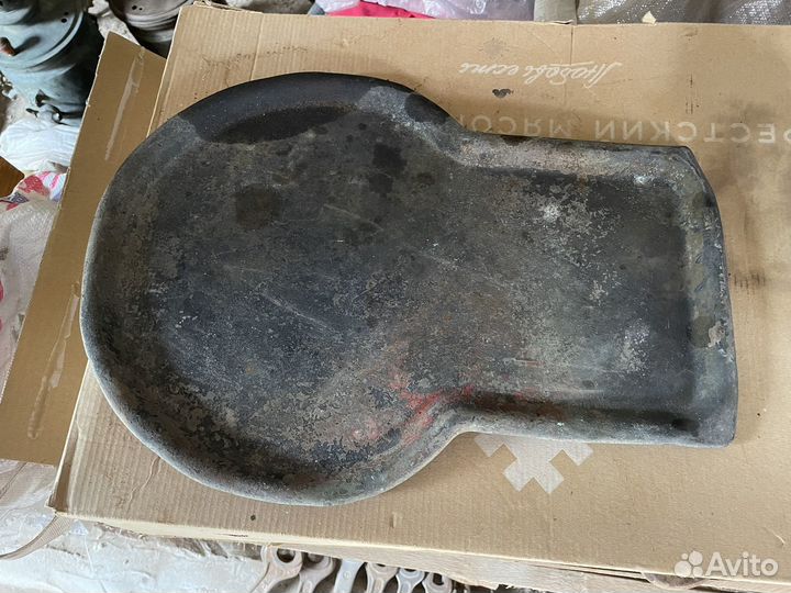 Поднос латунный