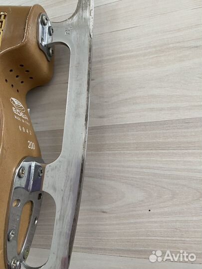 Фигурные коньки Edea 200