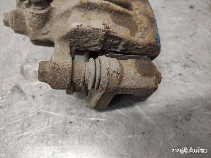 Суппорт задний левый Kia Ceed G4FC 2009