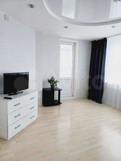 3-к. квартира, 90 м², 10/18 эт.