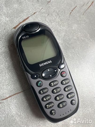 Nokia 8210