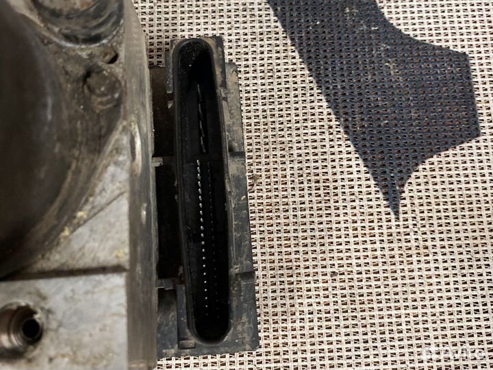 Блок ABS Mazda EG27437A0