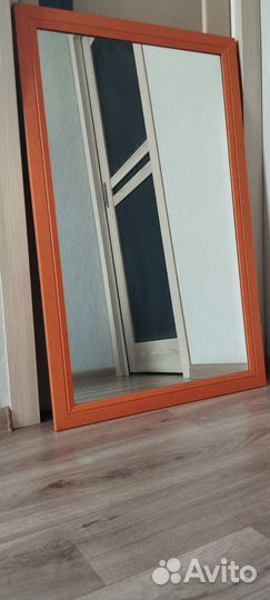 Зеркало настенное