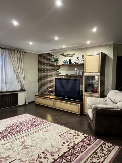 3-к. квартира, 90 м², 2/17 эт.