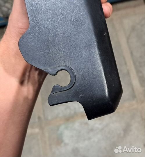 Боковой пластик Yamaha fzs fazer