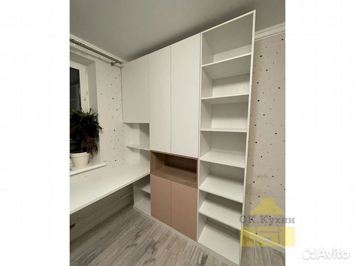 Угловой шкаф