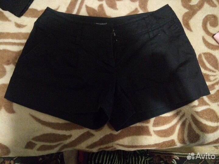 Шорты чёрные и бежевые