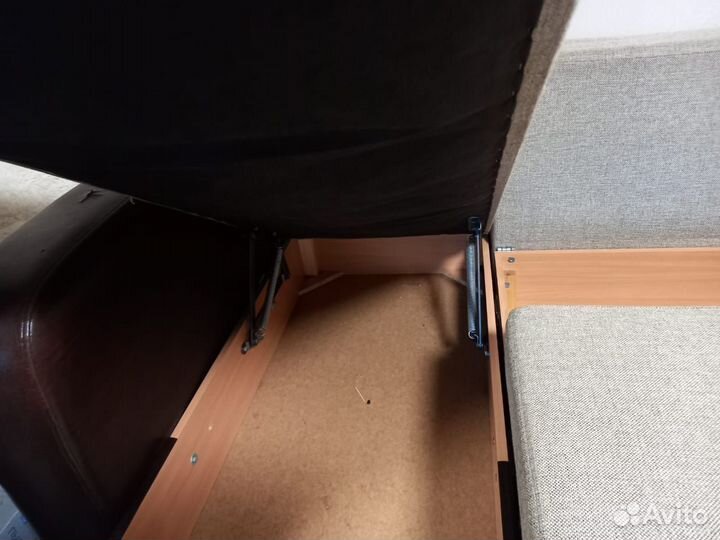 Угловой диван бу