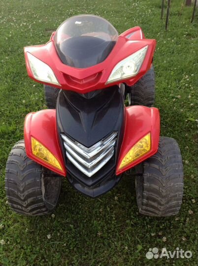 Детский квадроцикл на батарее