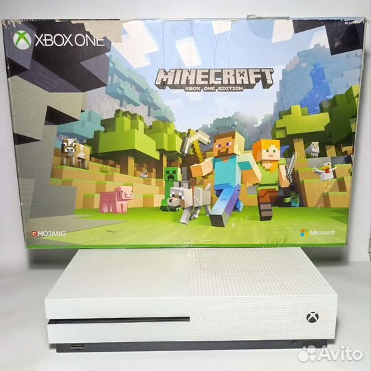 Xbox One S 500 Gb Два Геймпада