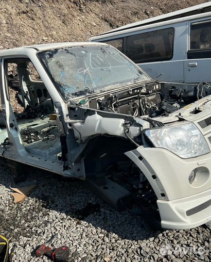 В разбор Mitsubishi Pajero V93w V95w V97w V98w