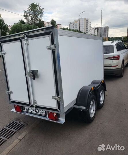 Легковой прицеп холодильник(рефрижератор)