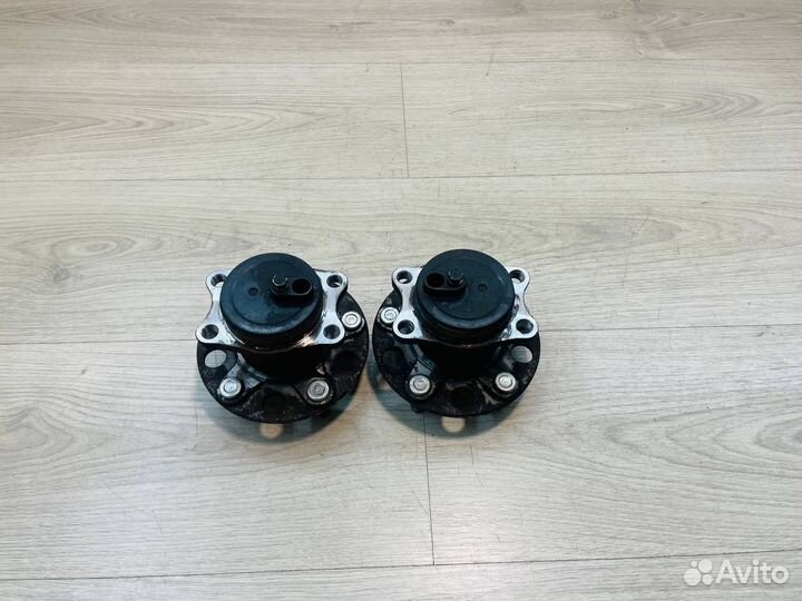 Ступица задняя Mitsubishi Lancer 10