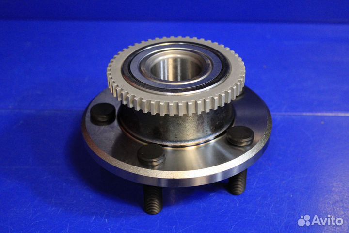 Ступица передня Ford Mustang