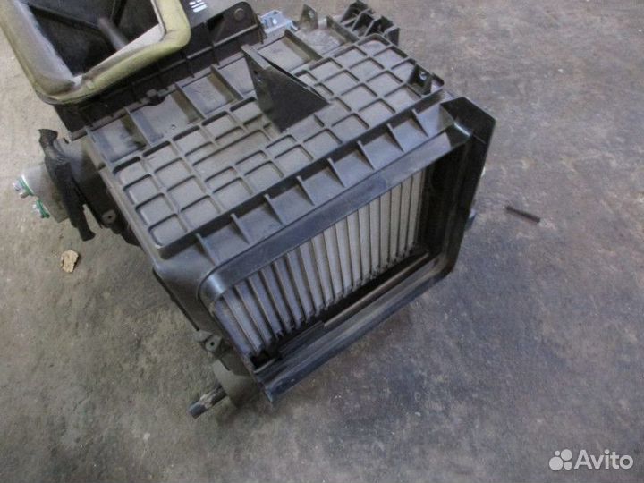 Печка в сборе Hyundai Santa Fe (SM) / Santa Fe Cla