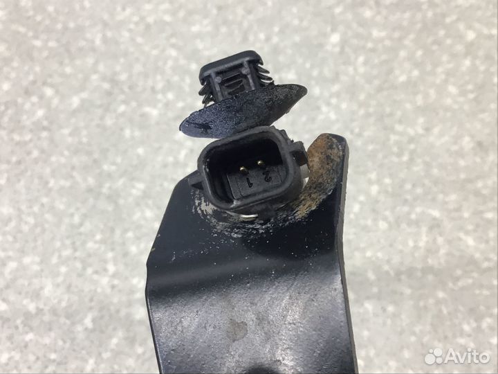 Датчик ABS передний левый Renault Logan II 2014