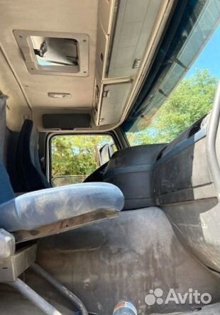 В разборке грузовик Volvo, FM 2005-2008