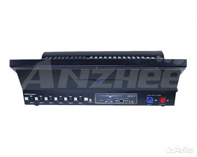 Консоль для управления световым оборудованием Anzh