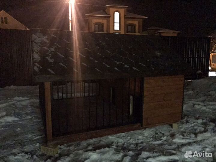 Вольер будка