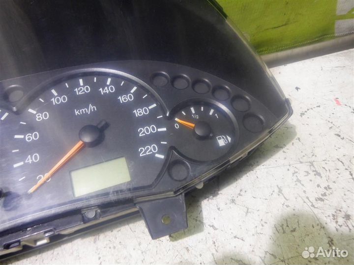 Панель приборов Форд Фокус 1