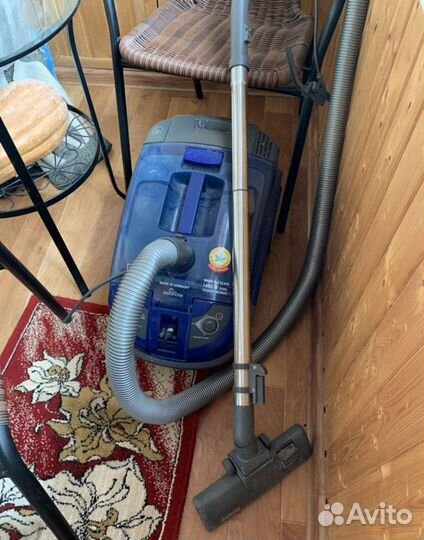 Продам моющий пылесос Thomas aqua tt