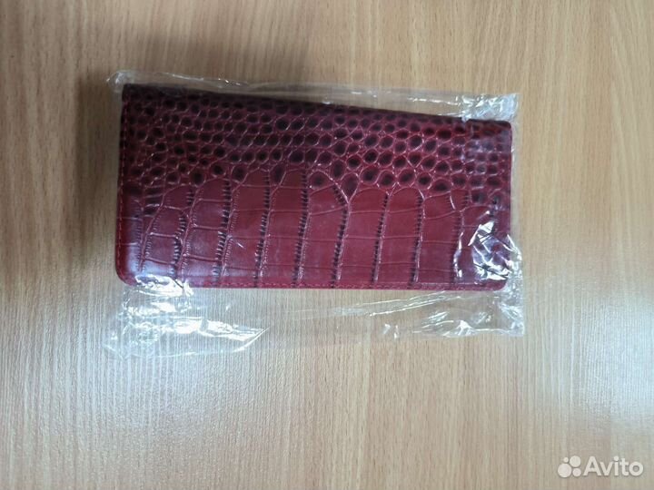 Чехол для телефона кожаный