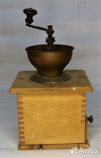 Кофемолка Leinbrock's Ideal D. R. G. M.1920-х год*