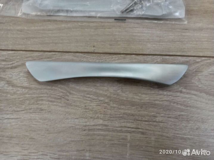 Мебельные ручки