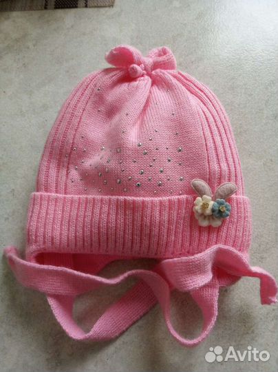 Шапка для девочки новая